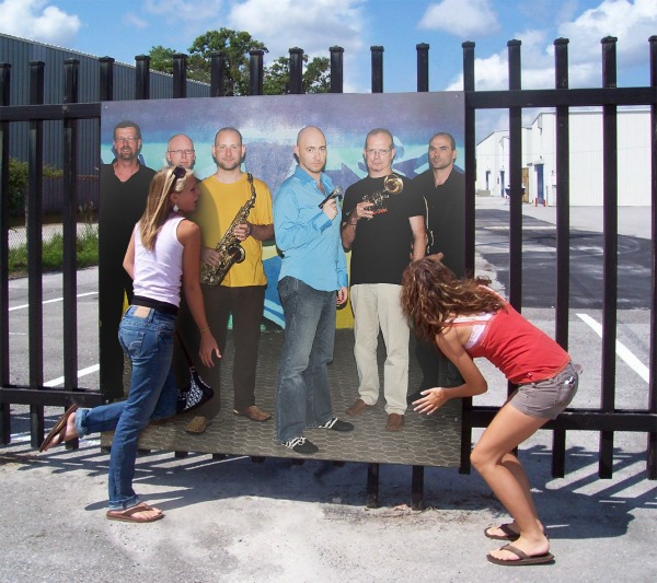 BrassnwoodconactionFANS03